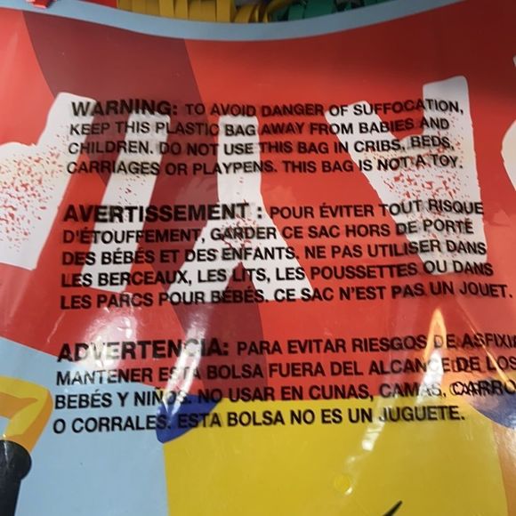 Minions The Rise of Gru Birthday Party Rainbow Door Fringe Curtain NIP - Picture 4 of 6